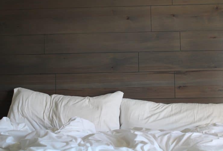 bed sleeping room