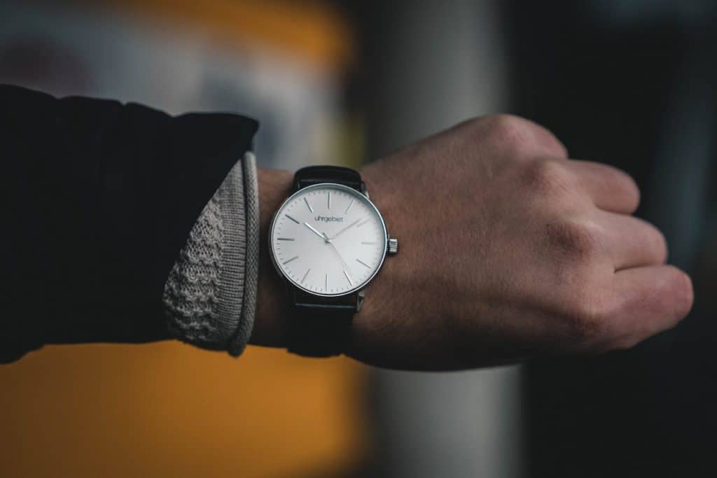 Late to Impress: Is Being Late Really a Power Move?