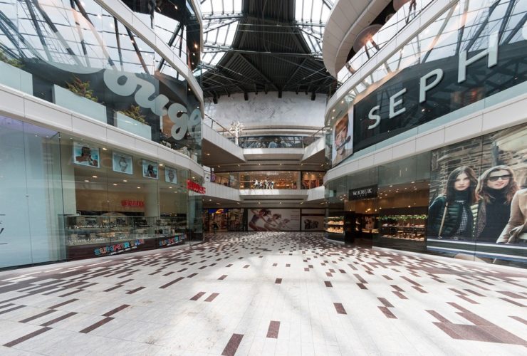 shopping mall