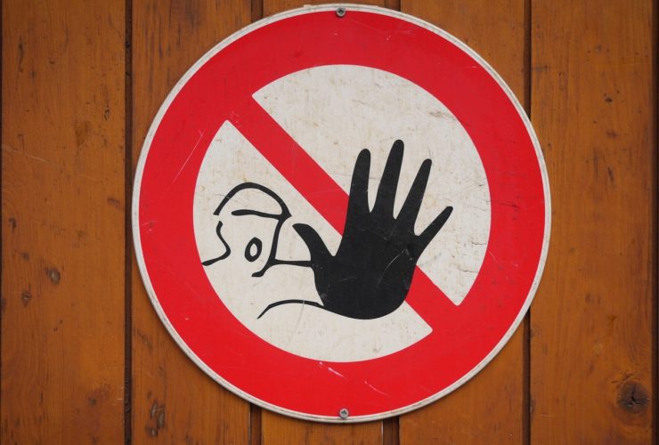 don't throw things on the floor: best warnings for toddlers